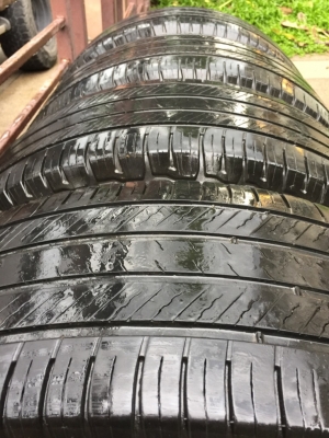 ยาง Michelin 265 70 16 สิ้นปี15 ดอกเยอะ เนื้อนิ่มๆ ราคาไม่แพง