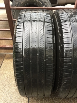 ยาง Michelin 265 70 16 สิ้นปี15 ดอกเยอะ เนื้อนิ่มๆ ราคาไม่แพง