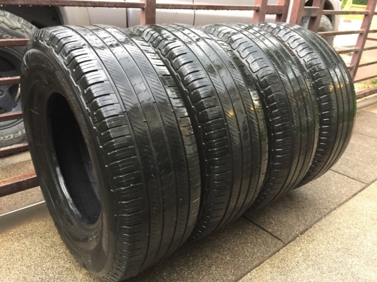 ยาง Michelin 265 70 16 สิ้นปี15 ดอกเยอะ เนื้อนิ่มๆ ราคาไม่แพง