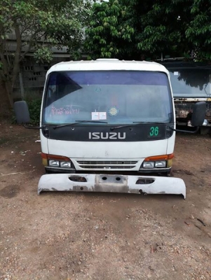 ขายหัว npr ดีดหน้า ค้ำหลัง กันชนครบ