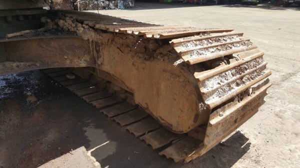 ขาย แบคโฮ CAT E200B เครื่อง 6BG1 เทอร์โบ ปั้มดี ช่วงล่างต้องเช็คหน่อย เอกสารใบซื้อขาย