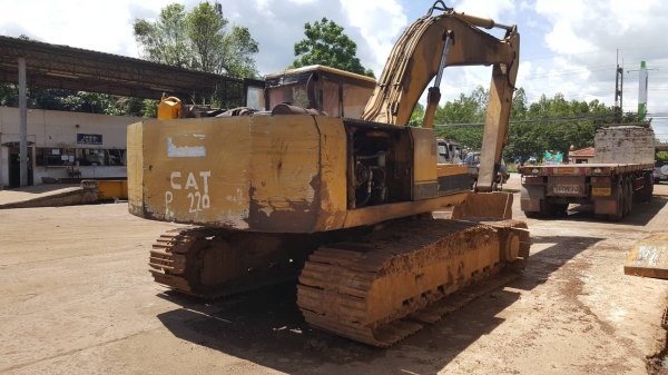 ขาย แบคโฮ CAT E200B เครื่อง 6BG1 เทอร์โบ ปั้มดี ช่วงล่างต้องเช็คหน่อย เอกสารใบซื้อขาย