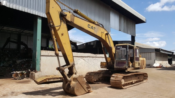 ขาย แบคโฮ CAT E200B เครื่อง 6BG1 เทอร์โบ ปั้มดี ช่วงล่างต้องเช็คหน่อย เอกสารใบซื้อขาย