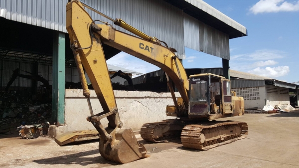 ขาย แบคโฮ CAT E200B เครื่อง 6BG1 เทอร์โบ ปั้มดี ช่วงล่างต้องเช็คหน่อย เอกสารใบซื้อขาย