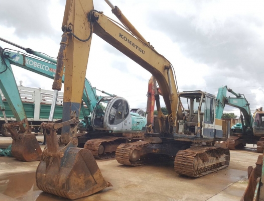 ขาย แบคโฮ KOMATSU PC220-3 เอกสารเล่มทะเบียนครบ ขายตามสภาพ ราคาต่อรองได้