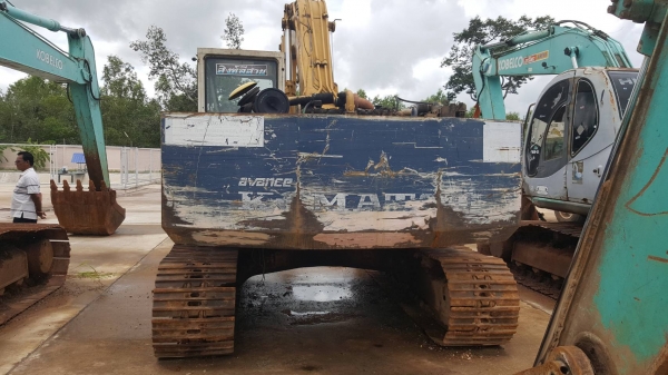 ขาย แบคโฮ KOMATSU PC220-3 เอกสารเล่มทะเบียนครบ ขายตามสภาพ ราคาต่อรองได้