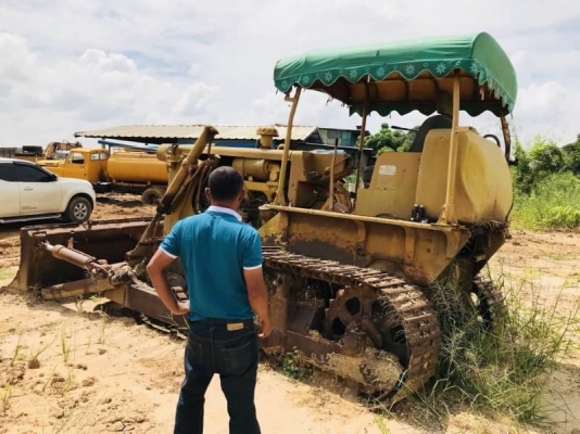 ขาย 165,000 บาท KOMATSU D60-3 เครื่องพอใช้. โช่บาง บู๊ตแตก ปั้มดี เอกสารชื้อขาย. รถอยู่ จ.อยุธยา โทร&ไอดีไลน์. 0610710295 ขาย 165,000 บาท KOMATSU D60-3 เครื่องพอใช้. โช่บาง บู๊ตแตก ปั้มดี เอกสารชื้อขาย. รถอยู่ จ.อยุธยา โทร&ไอดีไลน์. 0610710295