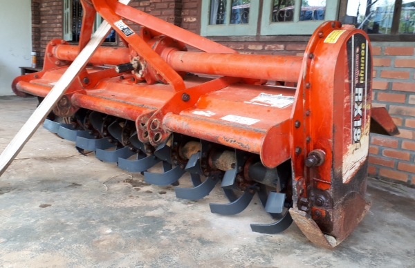 โรตาลี่ตราช้าง พร้อมยอยปั่น โรตาลี่ตราช้าง พร้อมยอยปั่น