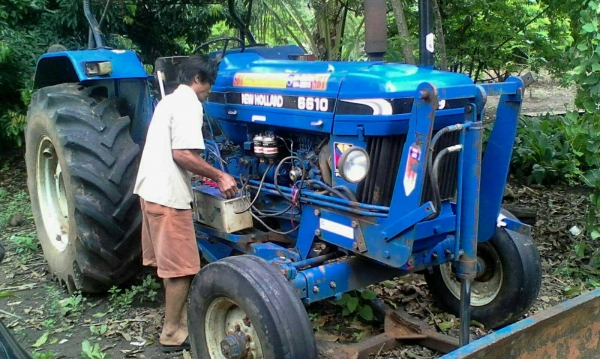 ขายเครื่องจักรกลการเกษตรรถไถ