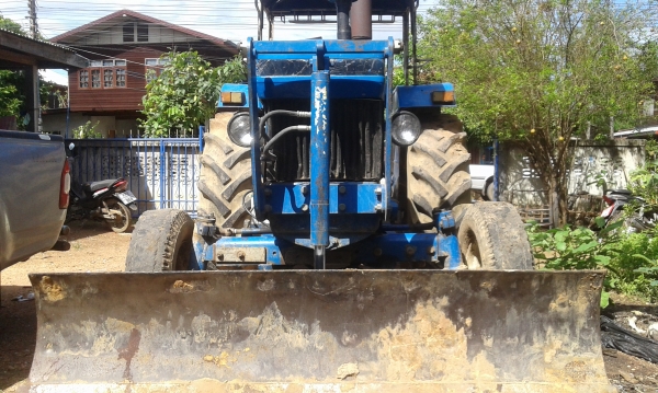 ขายรถไถฟอร์ด 6600 สภาพพร้อมใช้งานเอกสารทะเบียนครบ