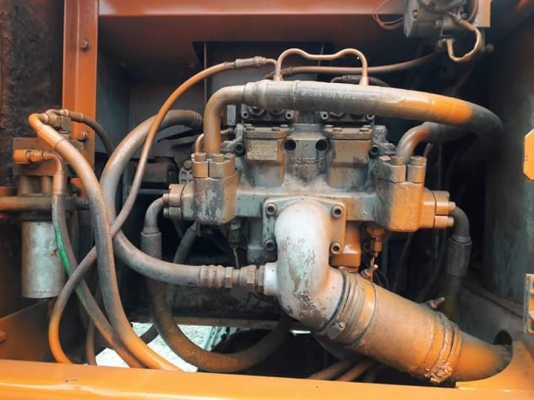 ขายHITACHI EX200-5  รถเก่าใน  สภาพสวย เครื่องปั๊มดี  ไฟฟ้าครบ  ลองระบบกันได้ทุกวัน  โทร  089-3818694  ดวงนภา