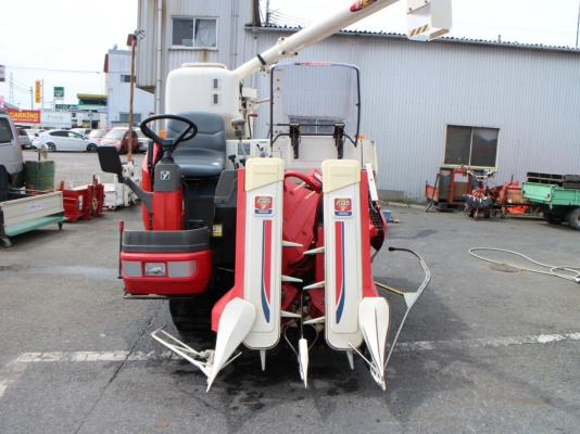 รถเกี่ยวนวดข้าว yanmar gc 215ตัวนี้เป็น รุ่นใหม่มาก สภาพสวย ชั่วโมงทำงานน้อยจากญี่ปุ่น ระบบสมบูรณ์ขั