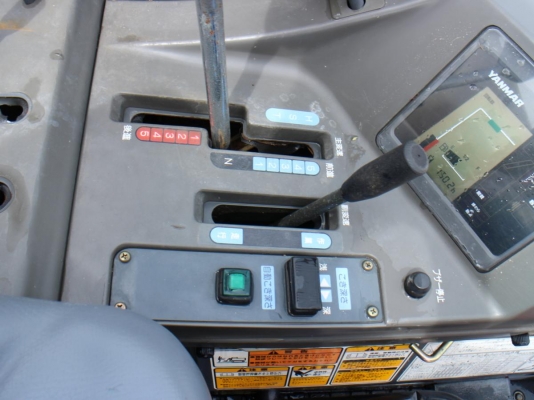 รถเกี่ยวนวดข้าว yanmar gc 215ตัวนี้เป็น รุ่นใหม่มาก สภาพสวย ชั่วโมงทำงานน้อยจากญี่ปุ่น ระบบสมบูรณ์ขั