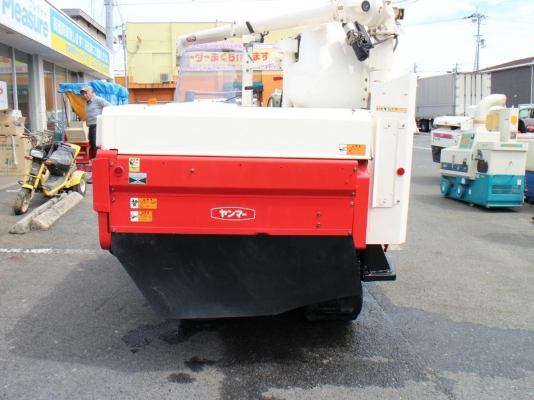 รถเกี่ยวนวดข้าว yanmar gc 215ตัวนี้เป็น รุ่นใหม่มาก สภาพสวย ชั่วโมงทำงานน้อยจากญี่ปุ่น ระบบสมบูรณ์ขั