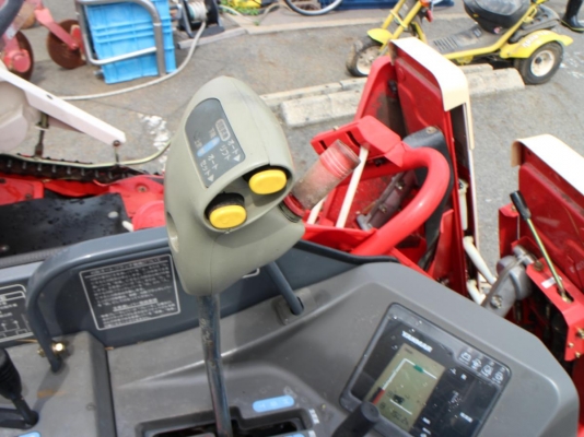 รถเกี่ยวนวดข้าว yanmar gc 215ตัวนี้เป็น รุ่นใหม่มาก สภาพสวย ชั่วโมงทำงานน้อยจากญี่ปุ่น ระบบสมบูรณ์ขั