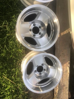 ล้อ Enkei 15x8.5   5.114.3 et-30 ทำสี ปัดเงาใหม่   สภาพพร้อมใช้ สวยๆ หนาๆ