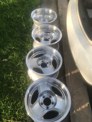 ล้อ Enkei 15x8.5   5.114.3 et-30 ทำสี ปัดเงาใหม่   สภาพพร้อมใช้ สวยๆ หนาๆ