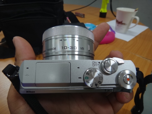 กล้อง Nikon 1 J5