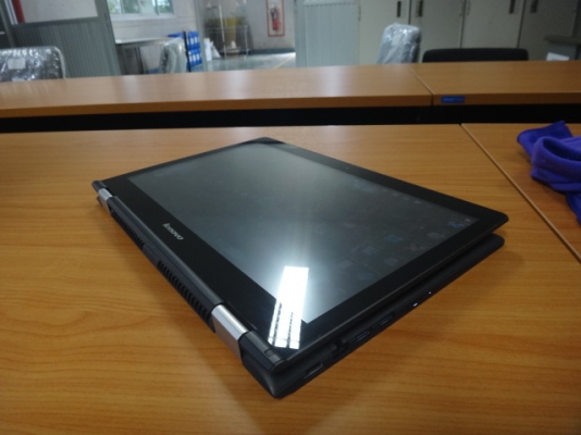 LENOVO YOGA 500 Core i3