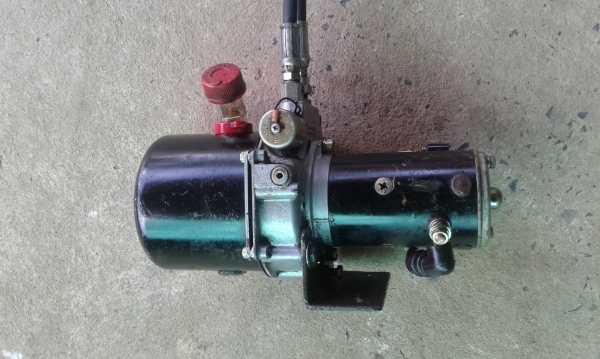 ขายมอเตอร์ปั้ม DC.12 V 2สาย