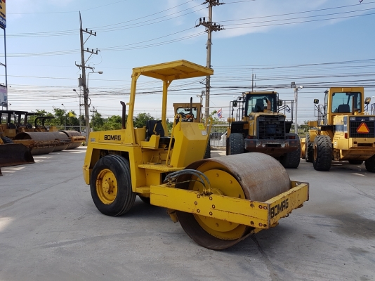 ขายรถบดอัดสั่นสะเทือนล้อเรียบ 5.5 ตัน BOMAG BW172AD นำเข้าจาก USA แท้ 100\% สภาพสวย ไม่เคยใช้งานในไทย