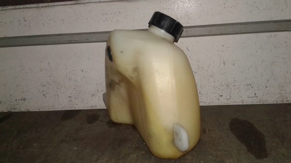 ถังน้ำมันพลาสติก เครื่องตัดหญ้า