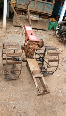 ขายตัวสยาม.มีหลายตัวให้เลือกครับ.สวยๆพร้อมใช้