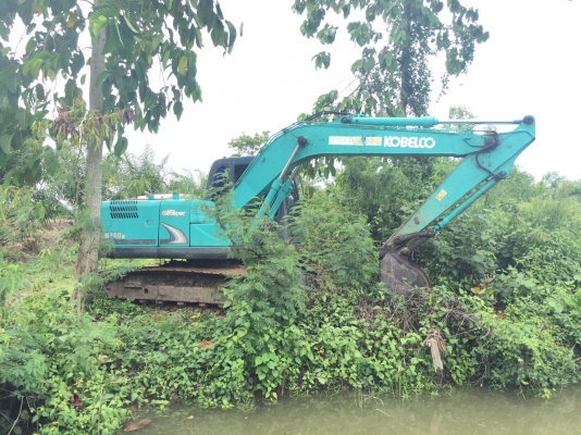 ขายรถแบคโฮ KOBELCO SK140LC-8 SUPER ทำงาน 10091ชั่วโมง สนใจโทร 081-970-1072