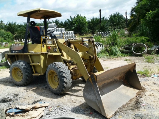 รถตัก TCM 820. สนใจติดต่อ 081 - 6079515 รถตัก TCM 820. สนใจติดต่อ 081 - 6079515