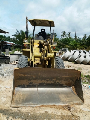 รถตัก TCM 820. สนใจติดต่อ 081 - 6079515 รถตัก TCM 820. สนใจติดต่อ 081 - 6079515