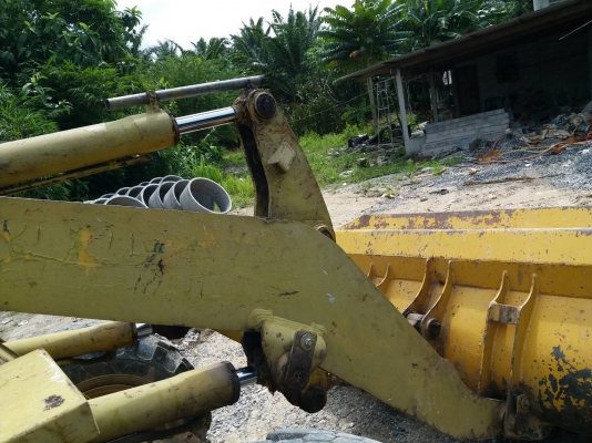 รถตัก TCM 820. สนใจติดต่อ 081 - 6079515 รถตัก TCM 820. สนใจติดต่อ 081 - 6079515