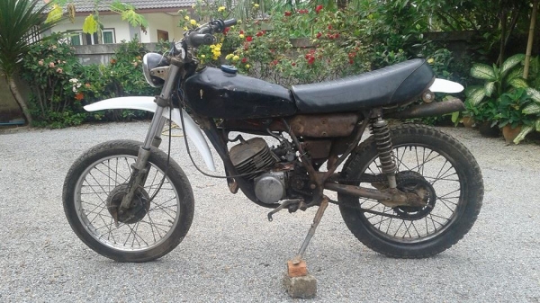 ขาย DT100 Nobook เครื่องดีไว้ขี่เข้าไร่เข้าสวนหรือขี่ชิวๆรับลมขายตามสภาพ 6500 ขาย DT100 Nobook เครื่องดีไว้ขี่เข้าไร่เข้าสวนหรือขี่ชิวๆรับลมขายตามสภาพ 6500