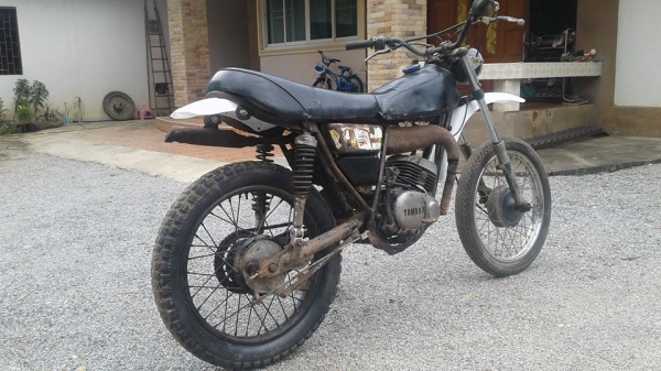 ขาย DT100 Nobook เครื่องดีไว้ขี่เข้าไร่เข้าสวนหรือขี่ชิวๆรับลมขายตามสภาพ 6500 ขาย DT100 Nobook เครื่องดีไว้ขี่เข้าไร่เข้าสวนหรือขี่ชิวๆรับลมขายตามสภาพ 6500