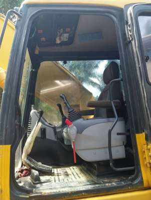 โคมัตสุ Pc 200-7 ทำงาน 9,000 ชม. เอกสารอินวอยราคา 1,500,000 รถชุมพร โคมัตสุ Pc 200-7 ทำงาน 9,000 ชม. เอกสารอินวอยราคา 1,500,000 รถชุมพร