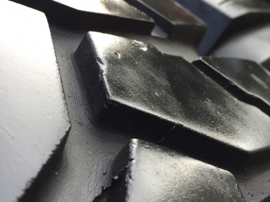 ยาง Mud Maxxis Trepador 35 12.5 16 ปลายปี13 ดอกเต็ม ไม่มีปะ ใช้ยาว ราคาไม่แพง