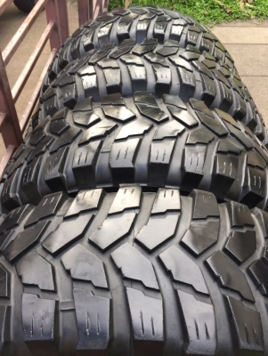 ยาง Mud Maxxis Trepador 35 12.5 16 ปลายปี13 ดอกเต็ม ไม่มีปะ ใช้ยาว ราคาไม่แพง