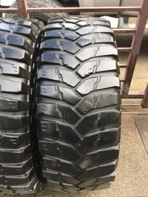 ยาง Mud Maxxis Trepador 35 12.5 16 ปลายปี13 ดอกเต็ม ไม่มีปะ ใช้ยาว ราคาไม่แพง