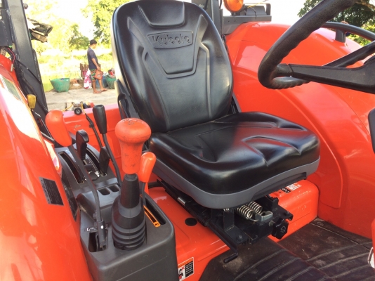 ขายรถไถคูโบต้า M9540 สีเดิมจากโรงงาน สวยเหมือนใหม่ รถทำงาน 787 ชั่วโมง เล่มพร้อม ปี58 รถยึด ราคาเพียง 968,000 บาท โทร 081-9136451 คุนโบว์ ขอดูรูปเพิ่มเติม Line:Bow6451 ค่ะ พร้อมจัดส่งฟรีทั่วประเทศ