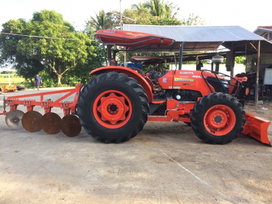 ขายรถไถคูโบต้า M9540 สีเดิมจากโรงงาน สวยเหมือนใหม่ รถทำงาน 787 ชั่วโมง เล่มพร้อม ปี58 รถยึด ราคาเพียง 968,000 บาท โทร 081-9136451 คุนโบว์ ขอดูรูปเพิ่มเติม Line:Bow6451 ค่ะ พร้อมจัดส่งฟรีทั่วประเทศ