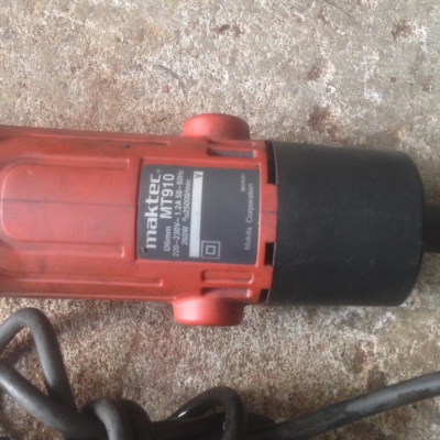 หึนเจียรกลมคอยาวmaktecสภาพใหม่เงียบเดิมๆหมดราคา1000฿สนใจโทร085-1191744