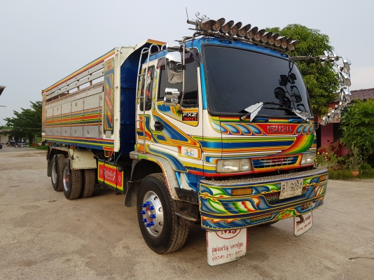 ขายเดก้า270 ปี48 เครื่องดำ เกียร์เดิม กระบะเนียมซุ่นชัย มือเดียวป้ายแดง