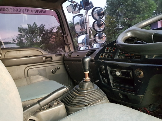 ขายเดก้า270 ปี48 เครื่องดำ เกียร์เดิม กระบะเนียมซุ่นชัย มือเดียวป้ายแดง