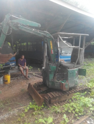 รถแบคโฮเล็ก