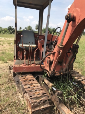 ขายรถดันแบ็คโฮ HITACHI KH40 เครื่อง ISUZU 4 สูบ กระบอกไฮดรอลิค2กระบอก