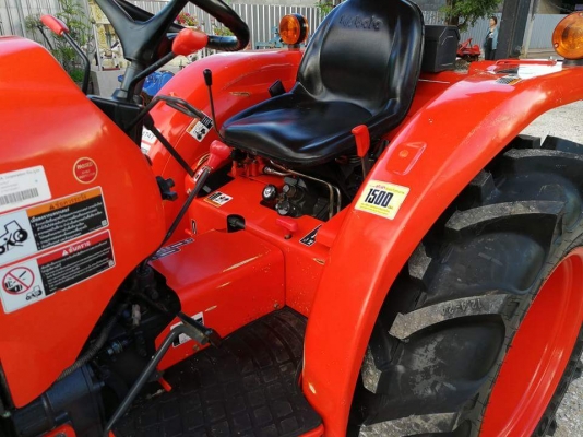 คูโบต้า L3608SP 4 WD  รถเกรด A ใบมีดตราช้าง ตัดหญ้าใหม่ ทำงาน 264 ชั่วโมง