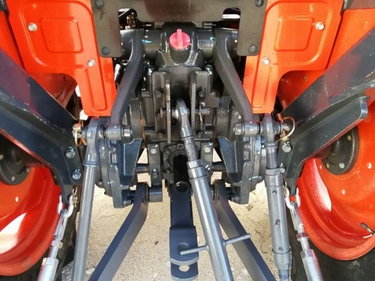 คูโบต้า L3608SP 4 WD  รถเกรด A ใบมีดตราช้าง ตัดหญ้าใหม่ ทำงาน 264 ชั่วโมง