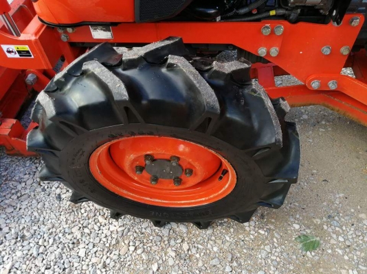 คูโบต้า L3608SP 4 WD  รถเกรด A ใบมีดตราช้าง ตัดหญ้าใหม่ ทำงาน 264 ชั่วโมง