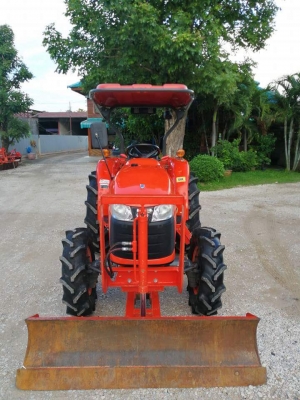 คูโบต้า L3608SP 4 WD  รถเกรด A ใบมีดตราช้าง ตัดหญ้าใหม่ ทำงาน 264 ชั่วโมง