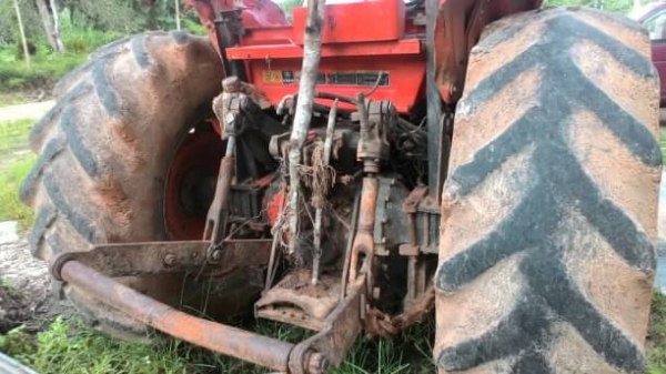 KUBOTA M9000 รถพร้อมใช้ อุปกรณ์ 2ชิ้น ยังใช้งานอยู่ ราคาต่อรองได้ สนใจติดต่อ 0872976734