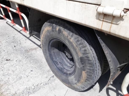 6ล้อ ISUZU NQR 175แรงม้า ปี56 รถสวยมาก ไมล์หมื่นกว่าเอง เครื่องดี ราคาต่อรองได้ ติดต่อ 0872976734